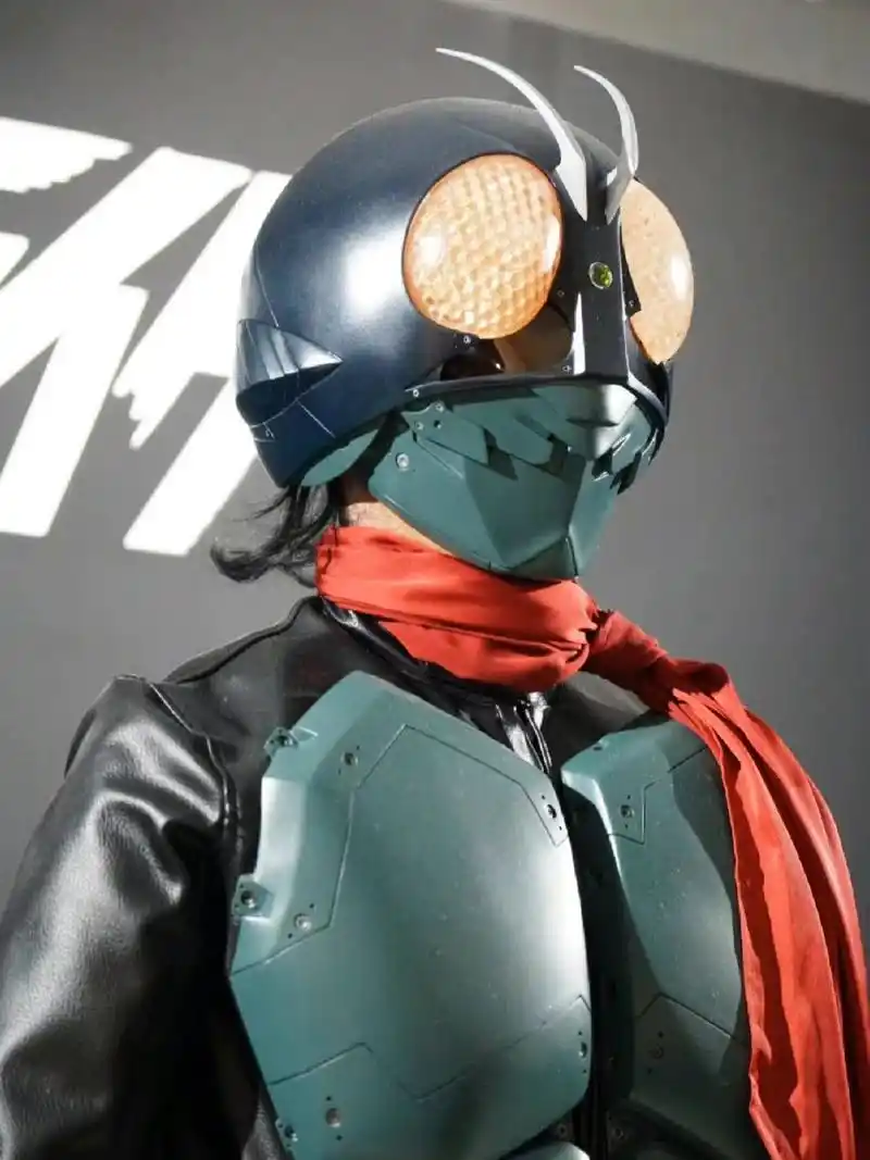 新·假面骑士 一号 假面骑士展皮套展示实拍 一月份拍的新假面骑士