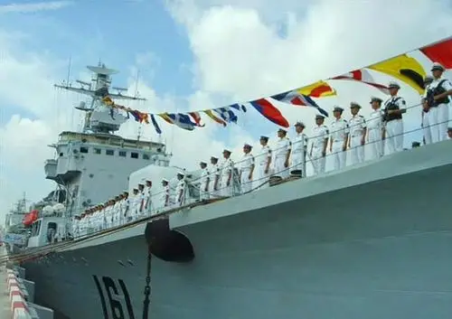 161长沙舰,属国产051型