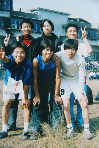 开封19年前的历史:西大梁平实中第2届初中之初2003级2班,老2班