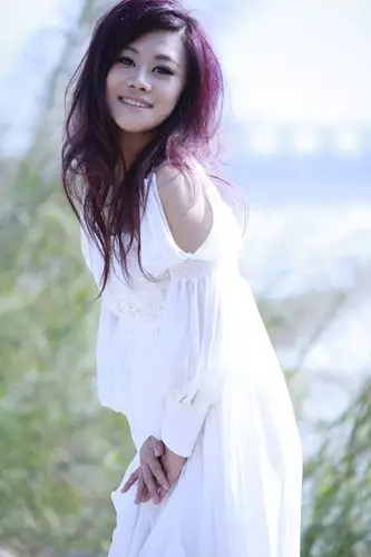 歌手梦然全新写真集