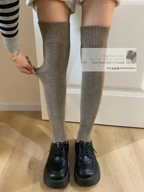 拼xx帮你们踩过雷了这过膝袜显腿细绝了