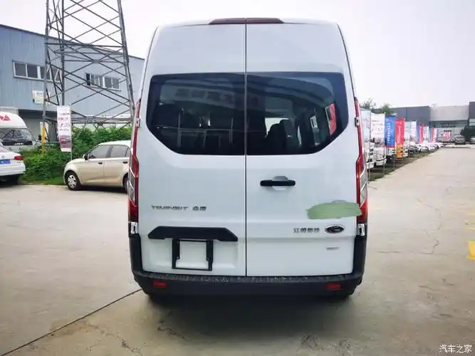 福特新全顺10座换车记