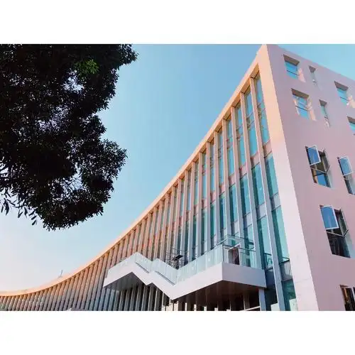 南方科技大学校园建设场景