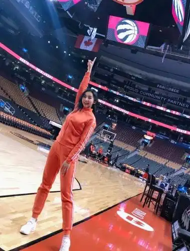 网友们看到后不淡定了!张曼源近况,身材傲人的她还是单身