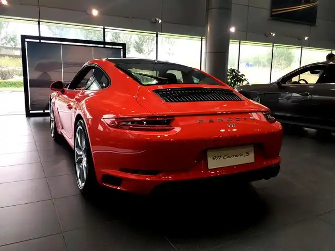 保时捷911carreras熔岩橙波尔多红交付南京客户