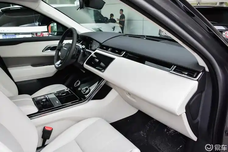 【揽胜星脉2017款p380 s内饰全景副驾驶员方向汽车图片-汽车图片大全