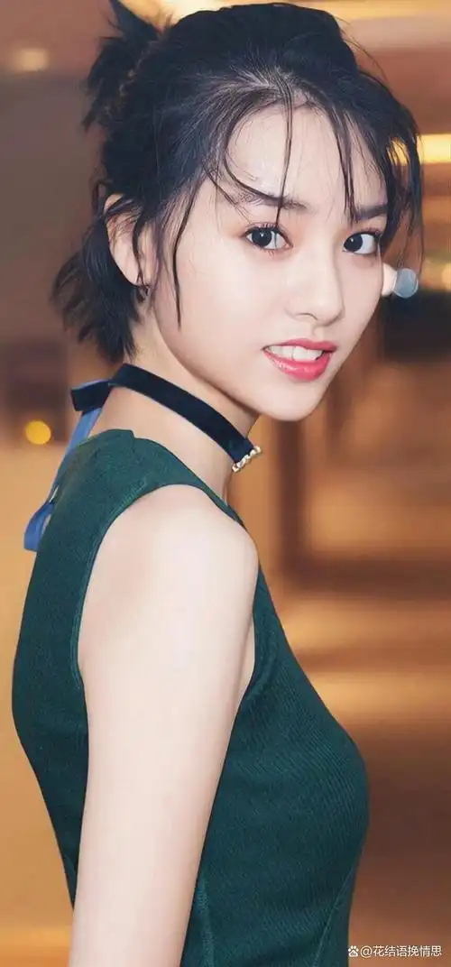 张艺上,1996年3月4日出生于重庆,中国内地女演员,毕业于中央戏剧学院