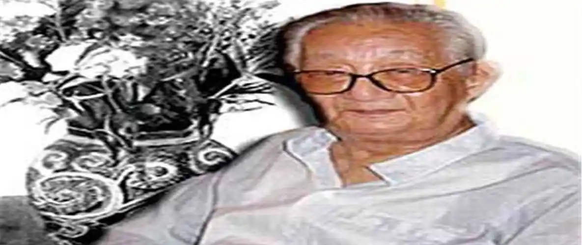 郭布罗·润麒自幼出入清宫,终生追随溥仪.