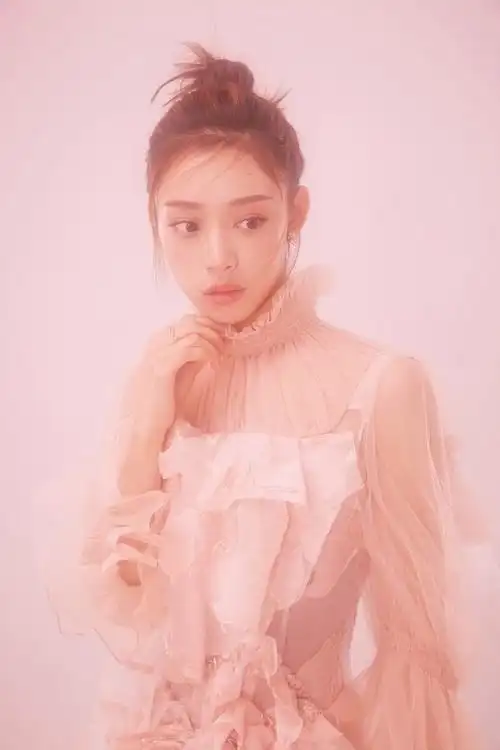 叶炫清首张个人专辑单曲青春暗恋篇旁观者深情上线