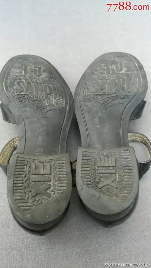 老凉鞋6070年代男士皮凉鞋39码天津第三皮鞋厂皮质优可用可藏可做道具