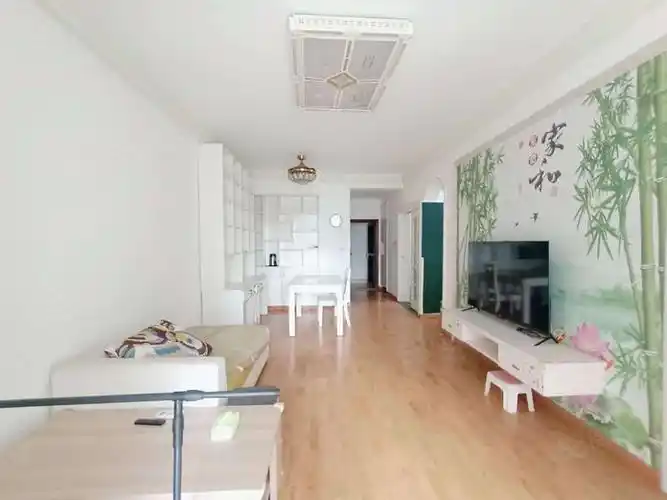 幸福时代一二期2室2厅1卫电梯房精装修83平米