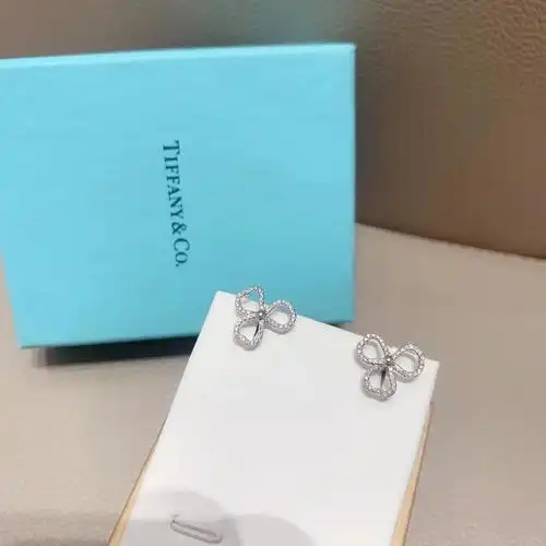 蒂芙尼paper 铂金满钻三叶草7815耳钉