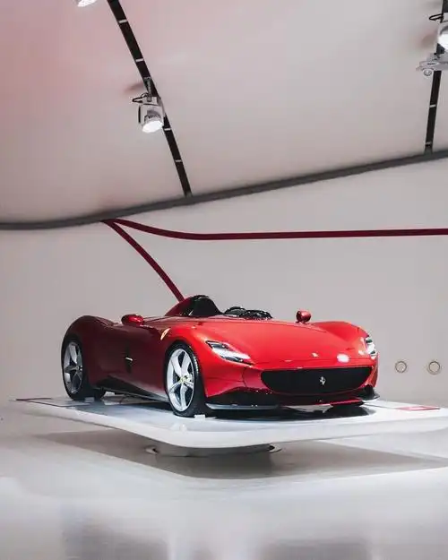 ferrari monza sp1 红色惊艳全球