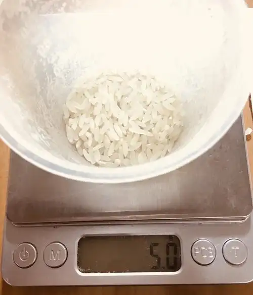 我们每天都食用的米饭就是稻米加入适当的水焖熟的食物,既