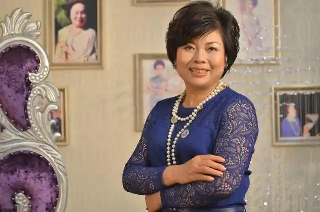 李秋香,"逃"出来的千万富姐