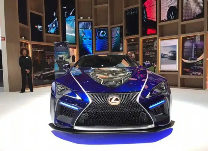 雷克萨斯lc500黑豹特别版:据悉,《黑豹》(black panther)是漫威电影