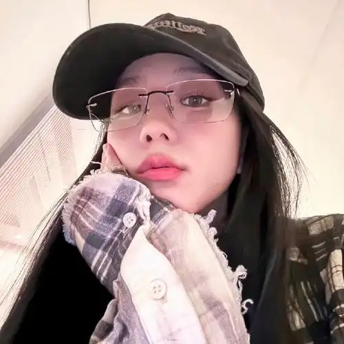 我的天    蛊到我了01    更新壁纸/头像9795  #金智秀