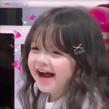 萌娃头像女生可爱搞怪 很受欢迎的小女孩头像