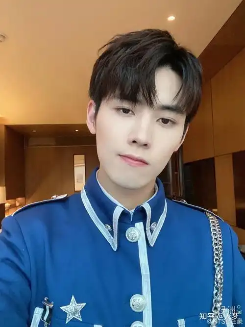 如何看待rise成员任豪关于日本核电站世界的微博评论,为何仍然有粉丝