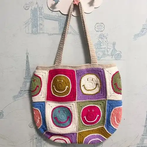 新款手工钩织笑脸单肩包 雪五毛线编织女包 小清新微笑图案肩挎袋