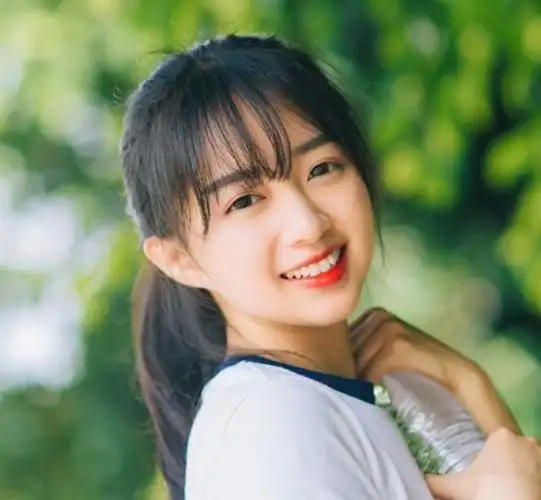 清纯的校花图片,校园最美的女生照片
