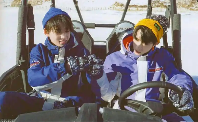 壁纸头像高清刘耀文宋亚轩壁纸小众