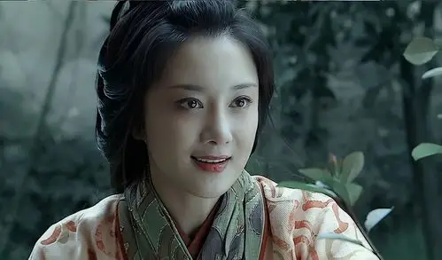 原来年轻时候的她才是神仙颜值!_李依晓