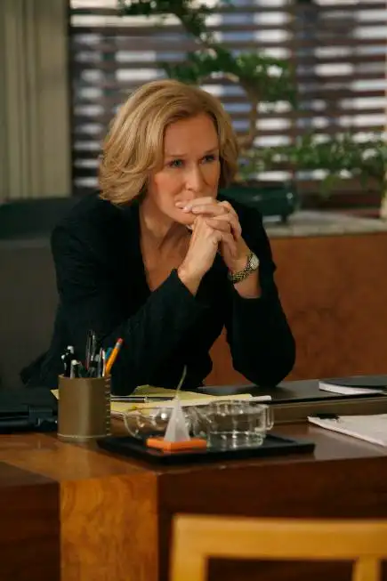 p>格伦·克洛斯 i>(glenn close) /i>,1947年3月19日出生于美国