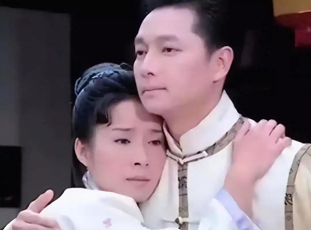 回顾"哑巴新娘"岳翎:巅峰时息影,嫁富商定居国外,如今怎样了