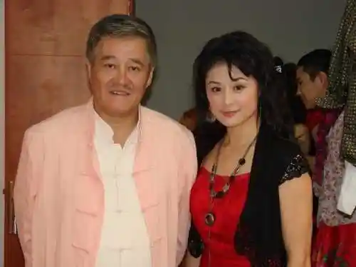 【图】赵本山妻子近照曝光 与葛淑珍离婚原因被扒