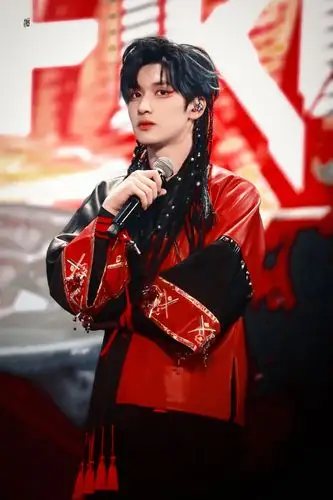 十万里挑一小狐仙高能rap担严浩翔全开麦表演刀马旦巴比伦