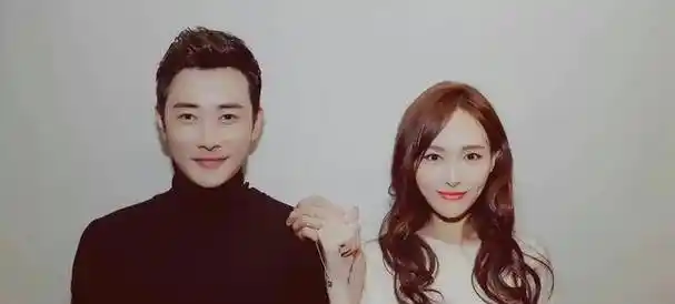 公开态度和资本对质,罗晋删除新剧所有动态,霸气护妻得网友支持_长河