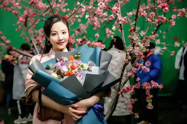 《从前有座灵剑山》杀青 高雨儿发长文感谢相遇