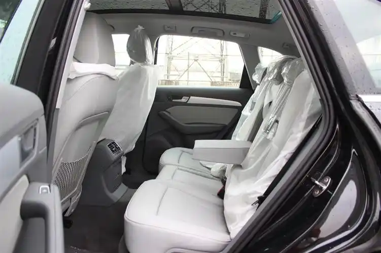 奥迪q5后排空间