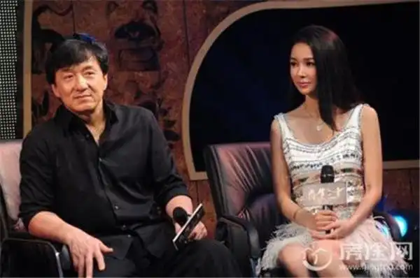 姚星彤的老公是谁结婚了吗,姚星彤胸怎么那么低是因不爱穿内衣吗