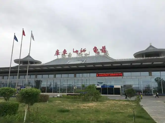 壮美南疆第4飞,南航库车到乌鲁木齐经济舱体验