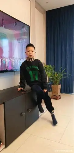 讲述我从农村孩子成为飞行员的经历,有两次与飞行差点失之交臂