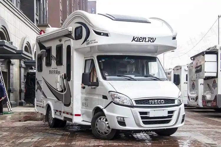 精品二手房车凯伦宾威单拓展到店