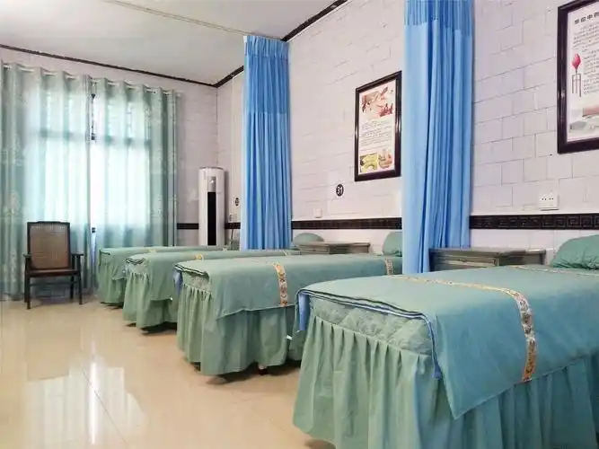 紫溪市镇卫生院中医理疗室正式开展中医传统治疗