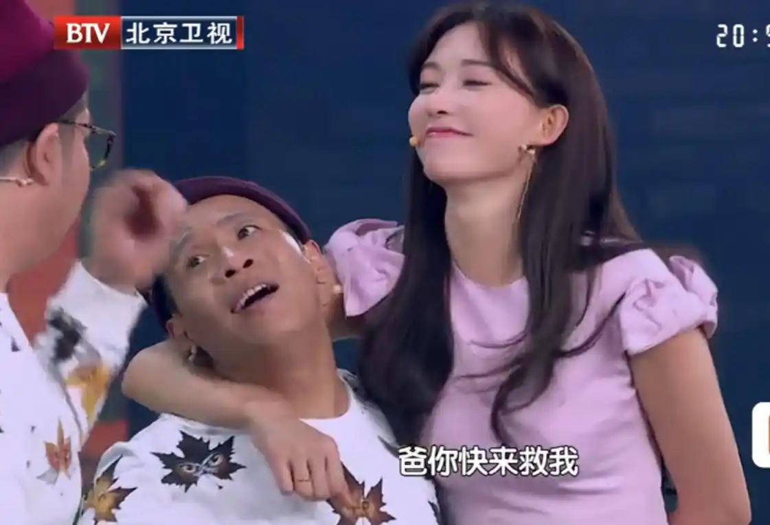 宋小宝和林志玲"同是天涯沦落人"在一起,林志玲真是太火了!