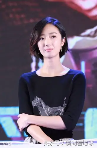 桂纶镁亮相活动被拍,网友:美得令人赏心悦目,让人挪不开眼睛!