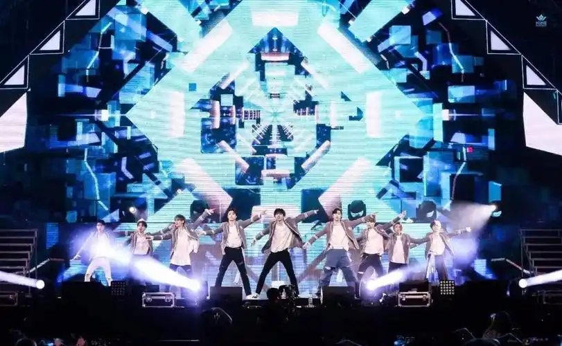 感恩舞台感谢粉丝,希望前途似锦啦~ninepercent巡演见面会圆满落幕,9