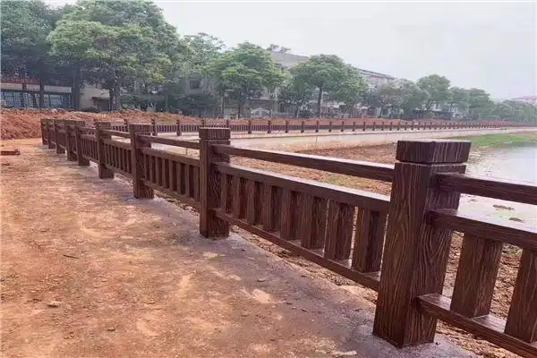 2021黔南州水泥t型围栏多少钱发货快