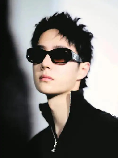 看帅哥洗眼睛#王一博