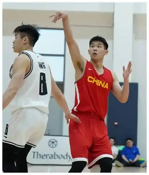 原创未来中国男篮崛起之星杨瀚森登顶林葳崭露小郭艾伦助阵