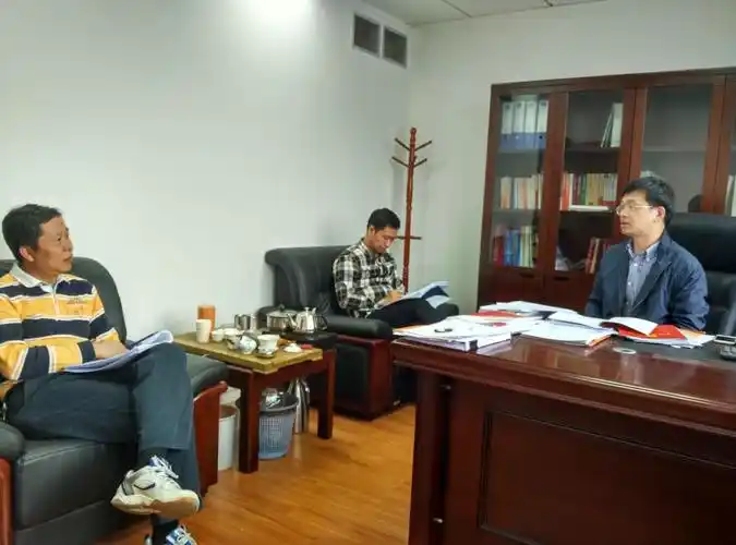 党政办公室召开部门工作会议