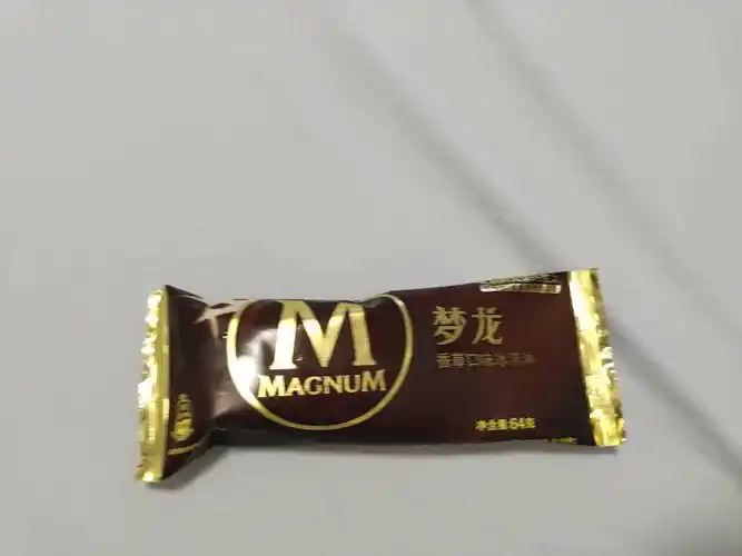 雪糕测评梦龙香草口味冰淇淋