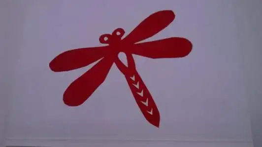 轴对称剪纸蜻蜓