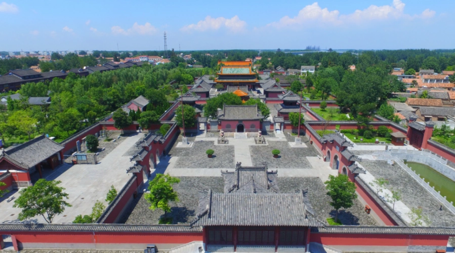航拍视角下的龙王庙行宫, 更显恢弘气势, 龙王庙行宫整体呈长方形