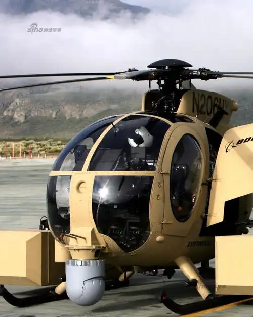 美军新版小鸟直升机功能很强大:能作战能运人!